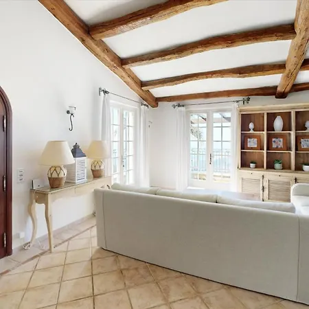 וילה Luxury 6-bedroom With Heated Pool & Tennis Court Near Monaco *