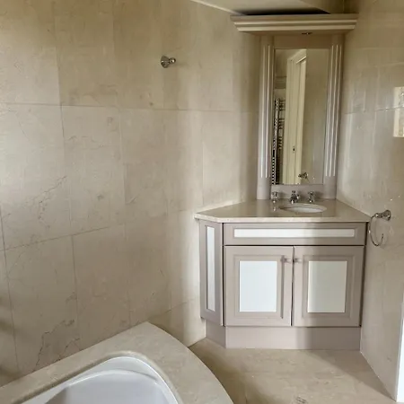 Luxury 6-bedroom With Heated Pool & Tennis Court Near Monaco * אזה