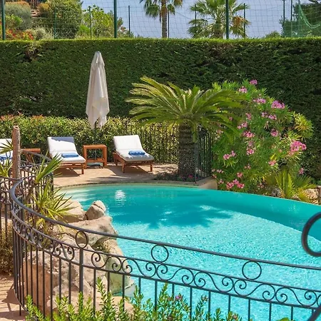 Βίλα Eden - Private 6-bed Estate With Tennis, Above Monaco *