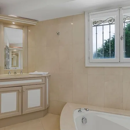 Eden - Private 6-bed Estate With Tennis, Above Monaco Βίλα *