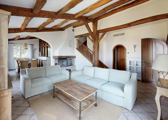 Luxury 6-bedroom With Heated Pool & Tennis Court Near Monaco